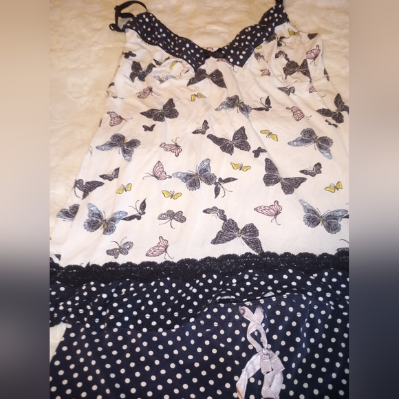 Cute butterfly pajama set - Picture 3 of 6